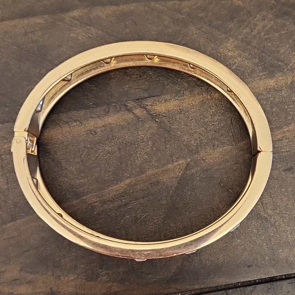 Oval Rhinestone Hinge Bangle Bracelet